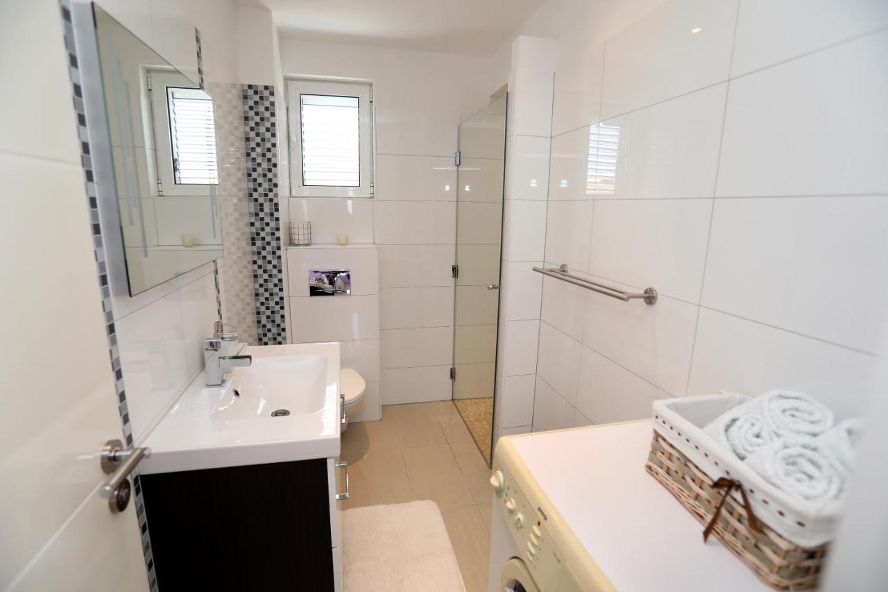Apartments Vida Trogir Exterior photo