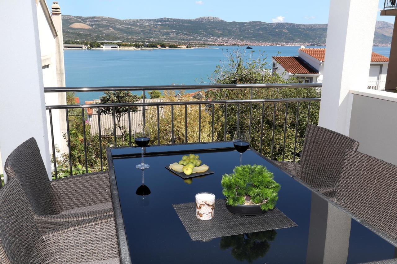 Apartments Vida Trogir Exterior photo