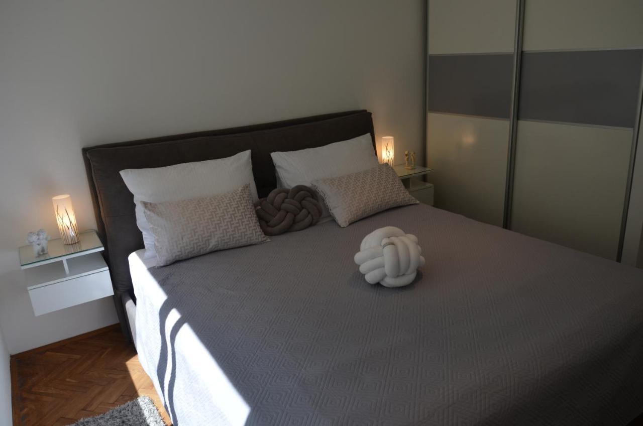 Apartments Vida Trogir Exterior photo